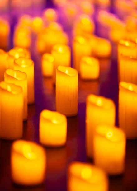 Ханс Циммер и Людовико Эйнауди: двойной концерт в сиянии тысячи свечей