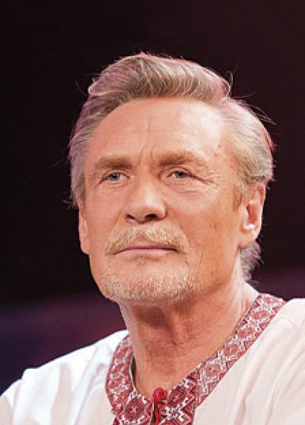 Александр Михайлов